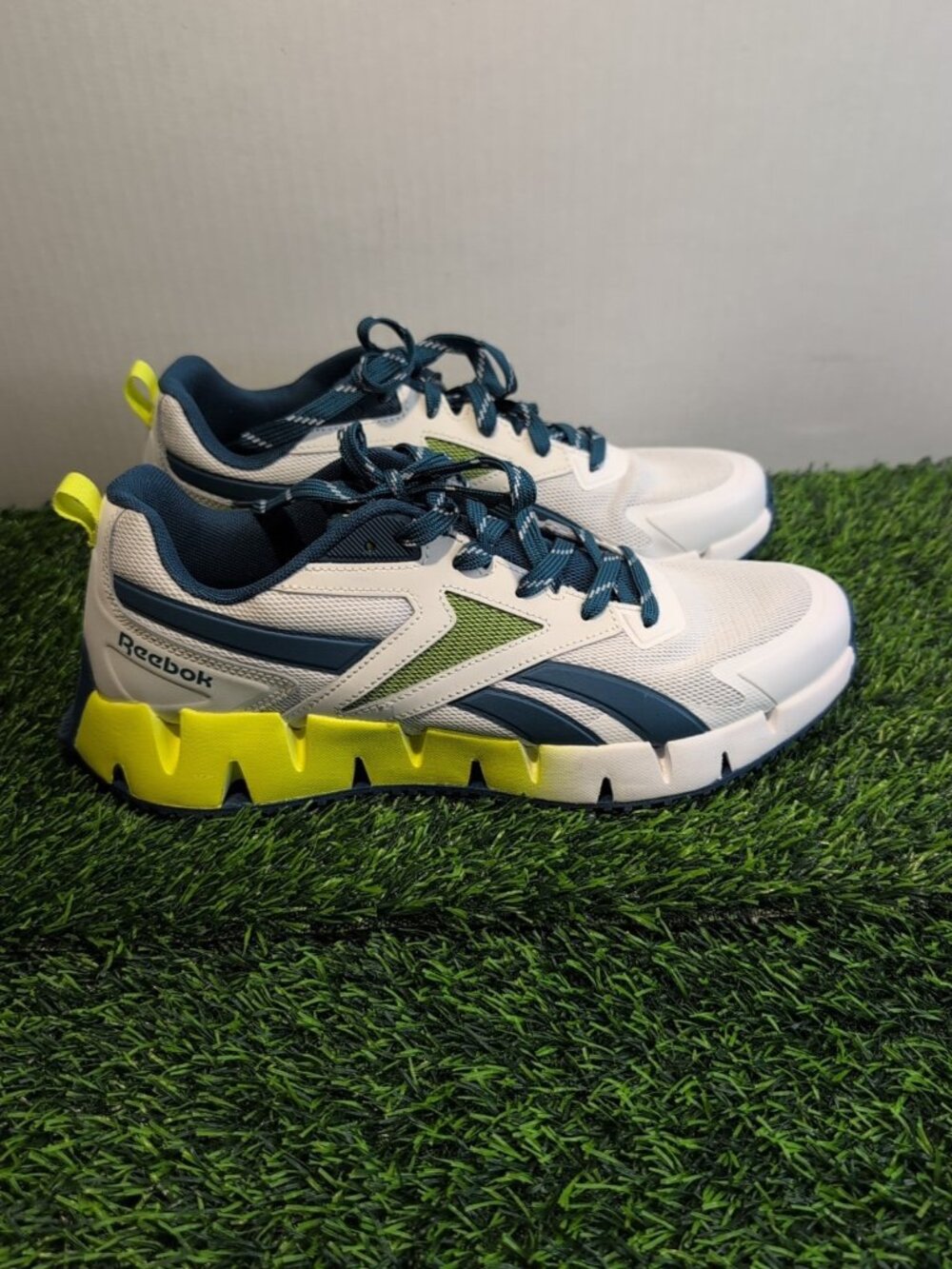 Reebok Zig Dynamica Men's 11.5 Wide